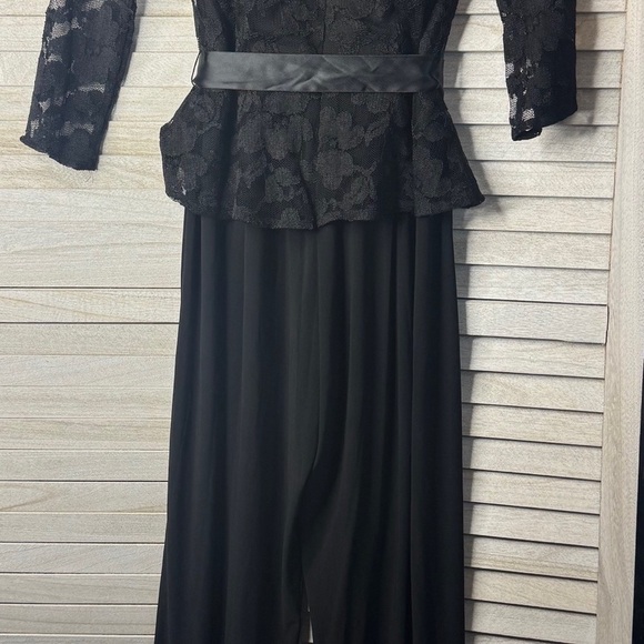 Neiman Marcus Black One piece Jumpsuit / Pant. New with tags. Size 4. Black Tie - Picture 6 of 8